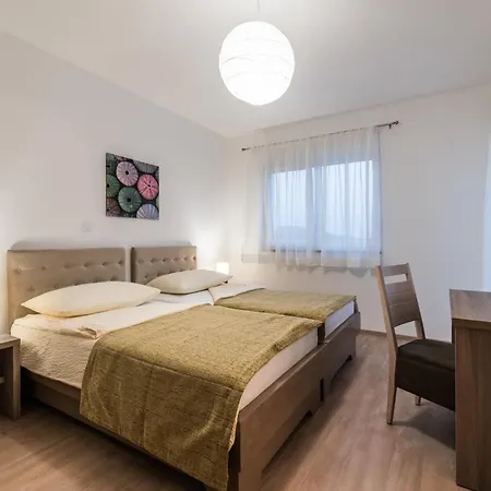 Dalmacija Vi Villa