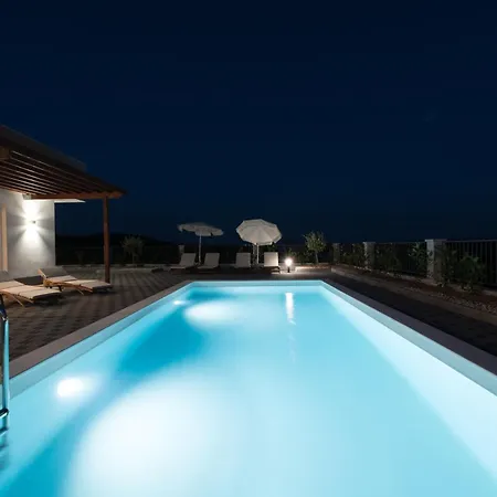 Dalmacija Vi Villa